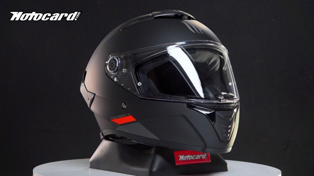 MT Helmets Thunder 4 SV motorcycle helmet, for less than 200€ · Motocard