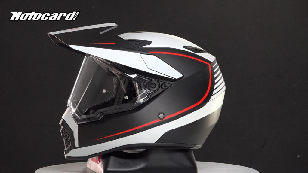 Este casco de moto AGV es ideal para viajar en moto