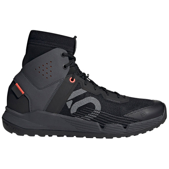 Trail Cross Mid Pro Core Black / Grey Two / Solar Red